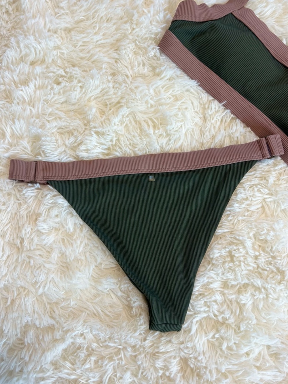 Like New Dolce Vita Swim Set - Picture 4 of 6